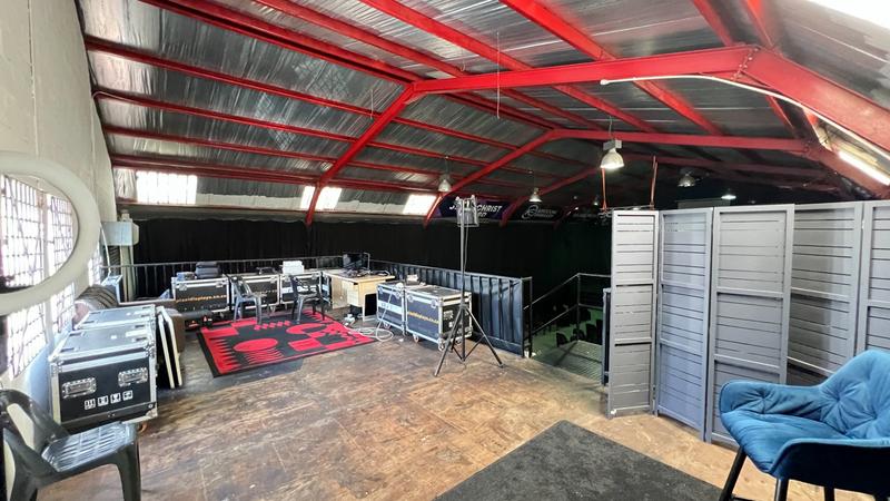 To Let commercial Property for Rent in Montague Gardens Western Cape